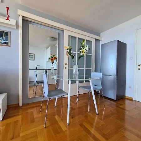 Lucky Pearl سبليت